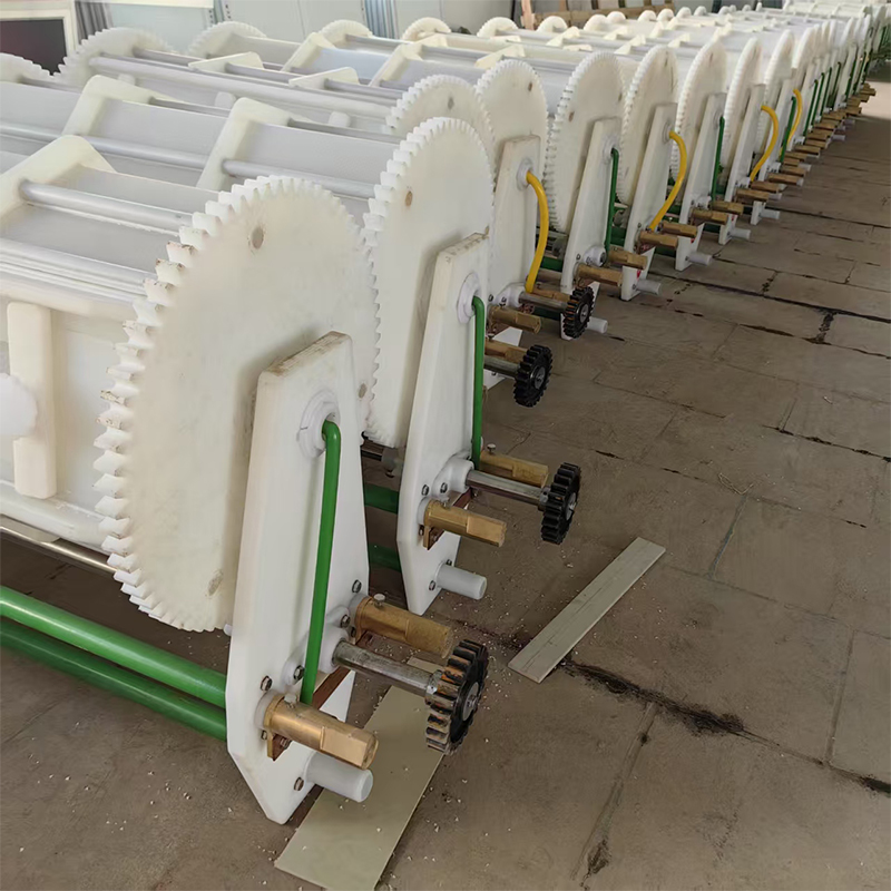 Plastic roller